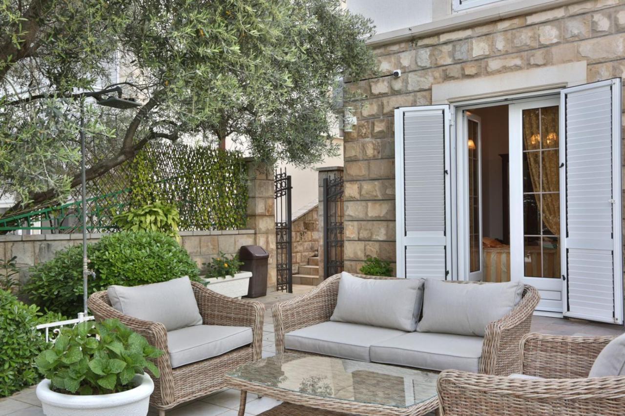 Royal Holiday Apartments Sveti Stefan Exterior foto