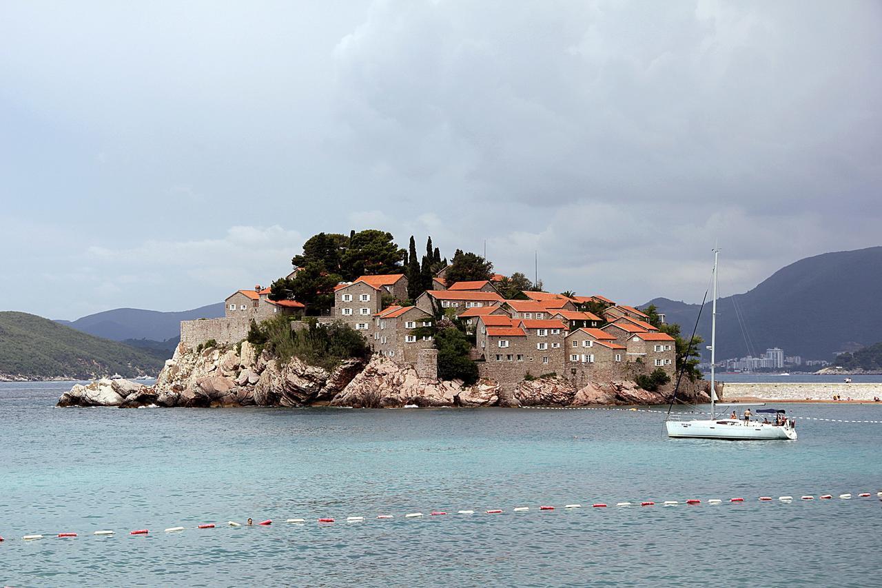 Royal Holiday Apartments Sveti Stefan Exterior foto